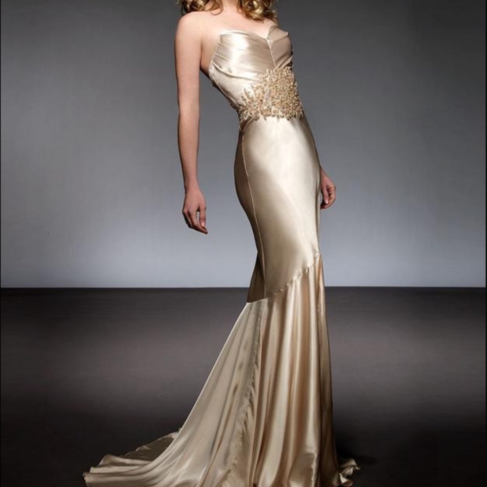 Never worn tags still attached Jasz Couture prom